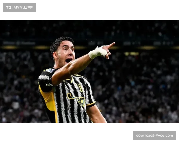 尤文图斯对阵罗马，比赛第35分钟弗拉霍维奇头球破门打破僵局